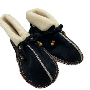 Madden Girl Slippers Women's Black Faux Shearling Cozy Slip On size 5/6